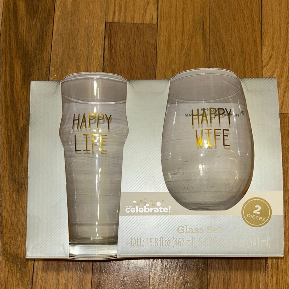 2 Piece Glass Set - Tall Beer Glass 15.8 oz and Short Wine Glass 18.3 oz NWT